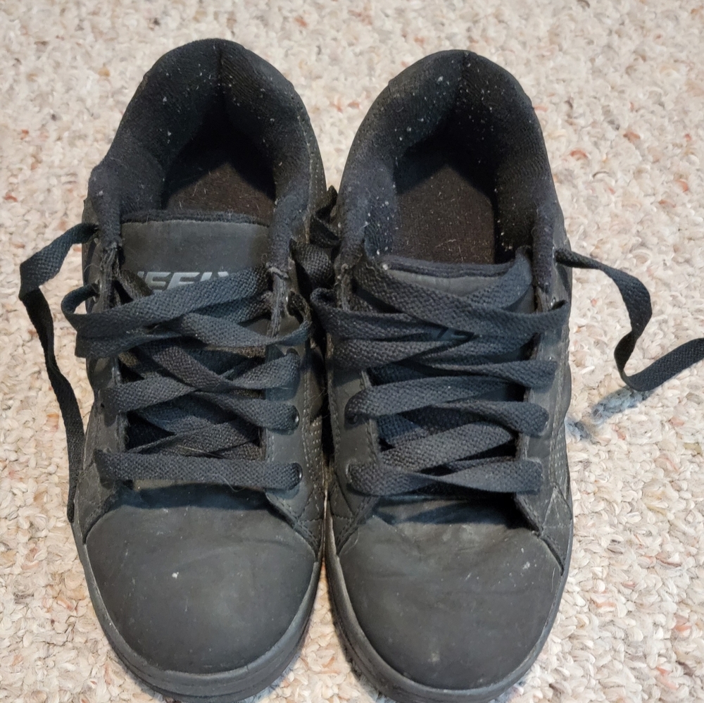 Heelys size 4.5 youth